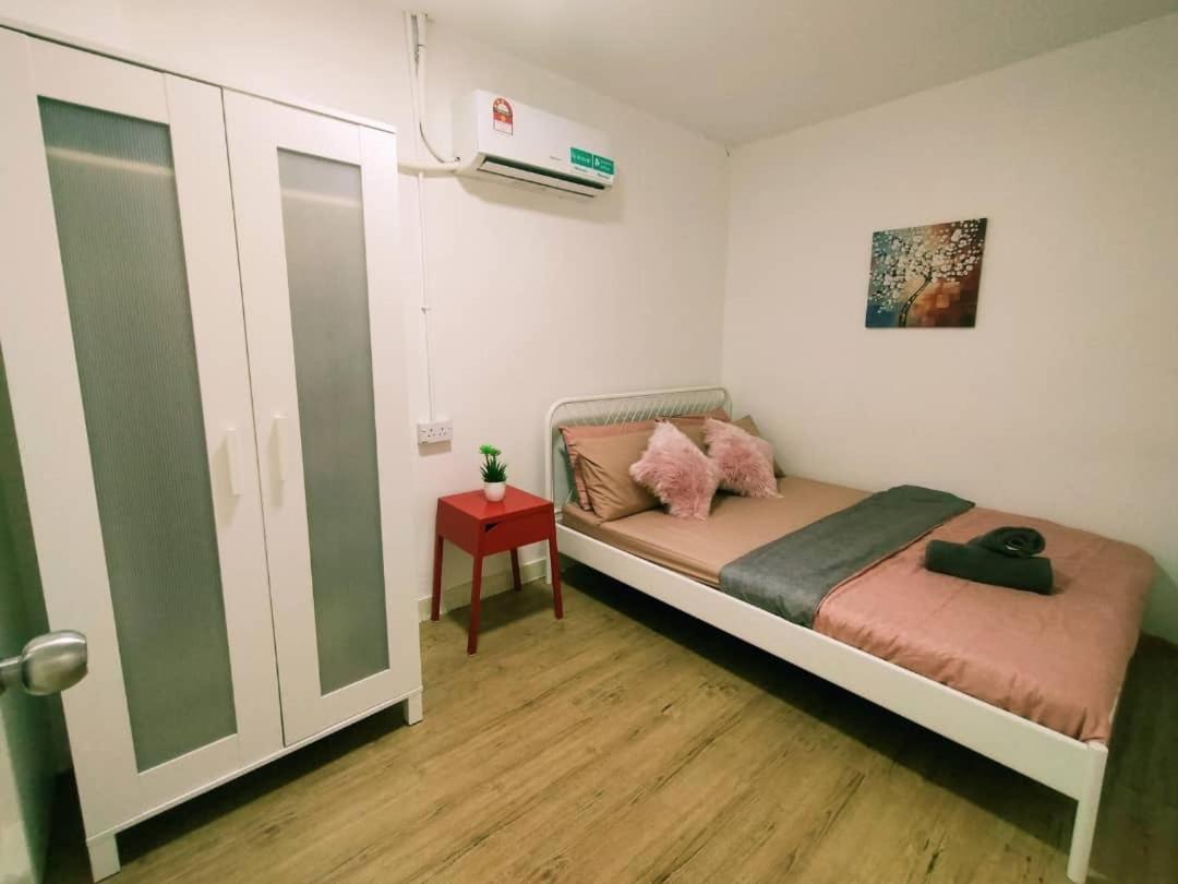 Two-Bedroom Suite,644365488:JPEG